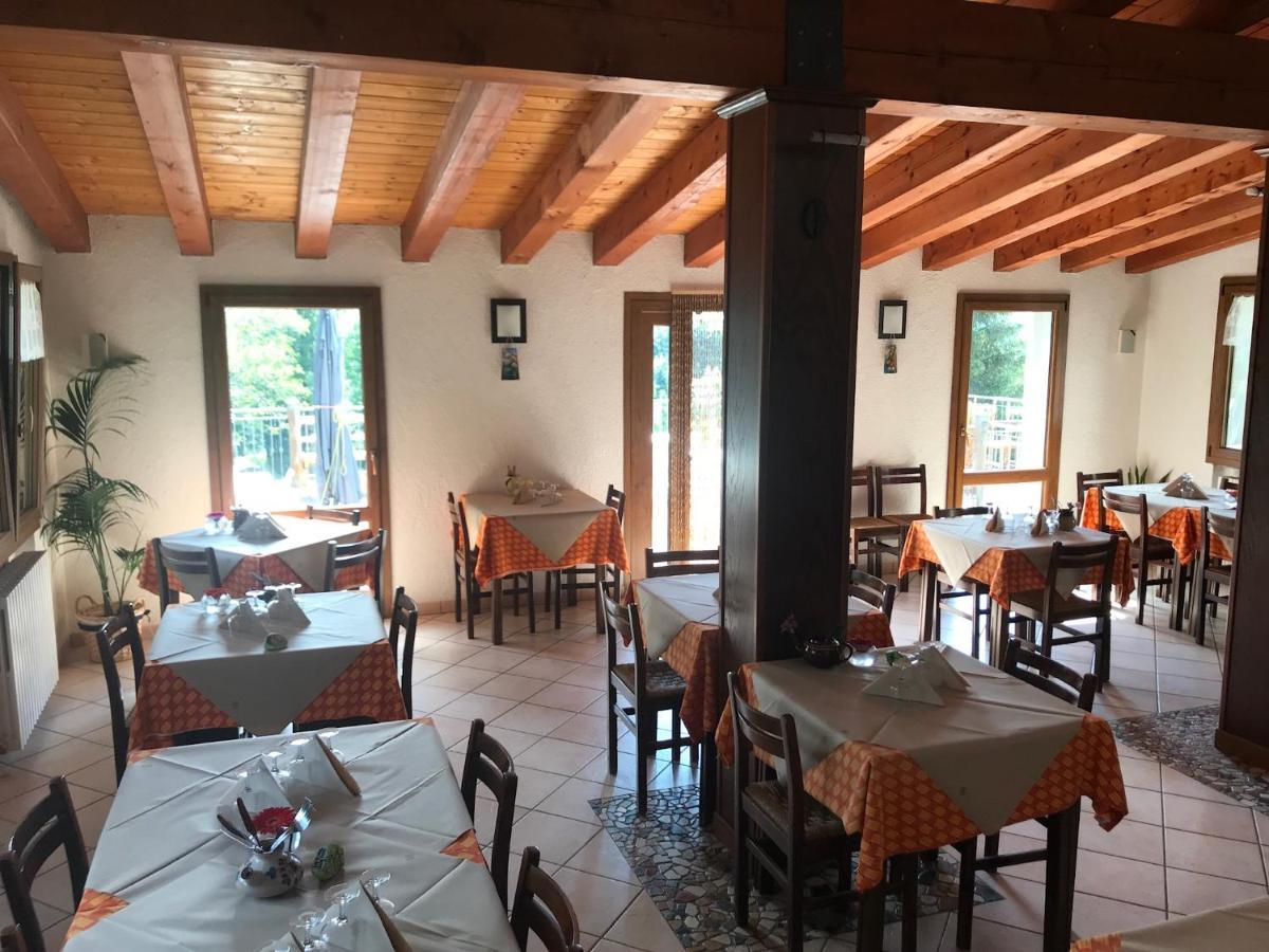 La Buca Delle Fate Ristorante Albergo 피에베펠라고 외부 사진